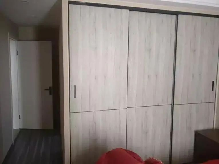 170平新房装修花费23万,穷人80平米装修5万带家具