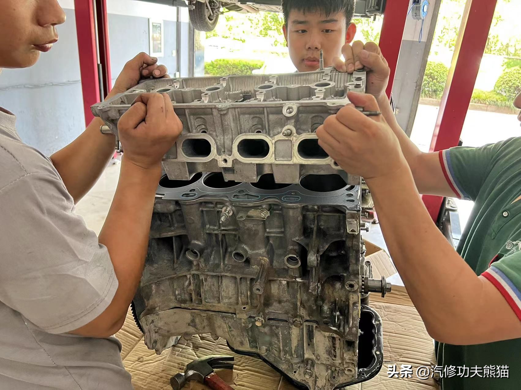 一车传三代丰田越野,六代半丰田凯美瑞烧机油