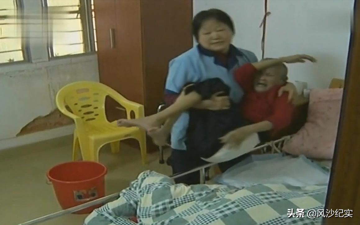 38岁男子在家啃老是哪里的人,35岁男子在家啃老如何处理