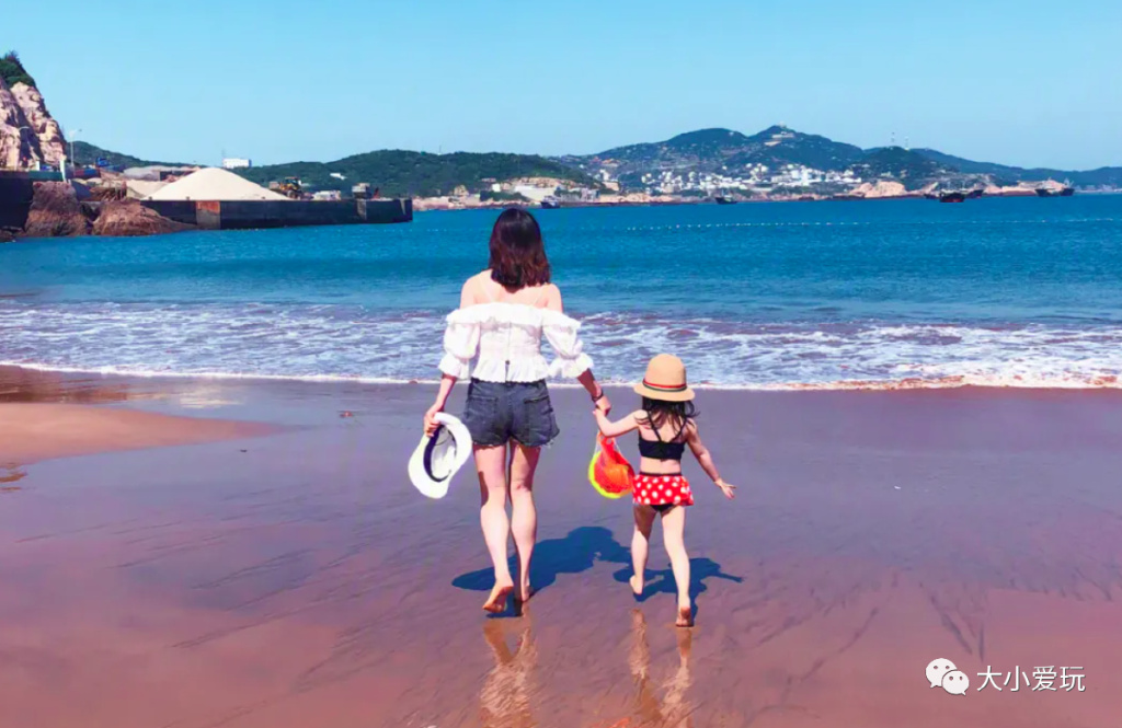 这座颜值逆天的“千岛之城”坐拥金沙白浪，还有机会偶遇荧光海哦