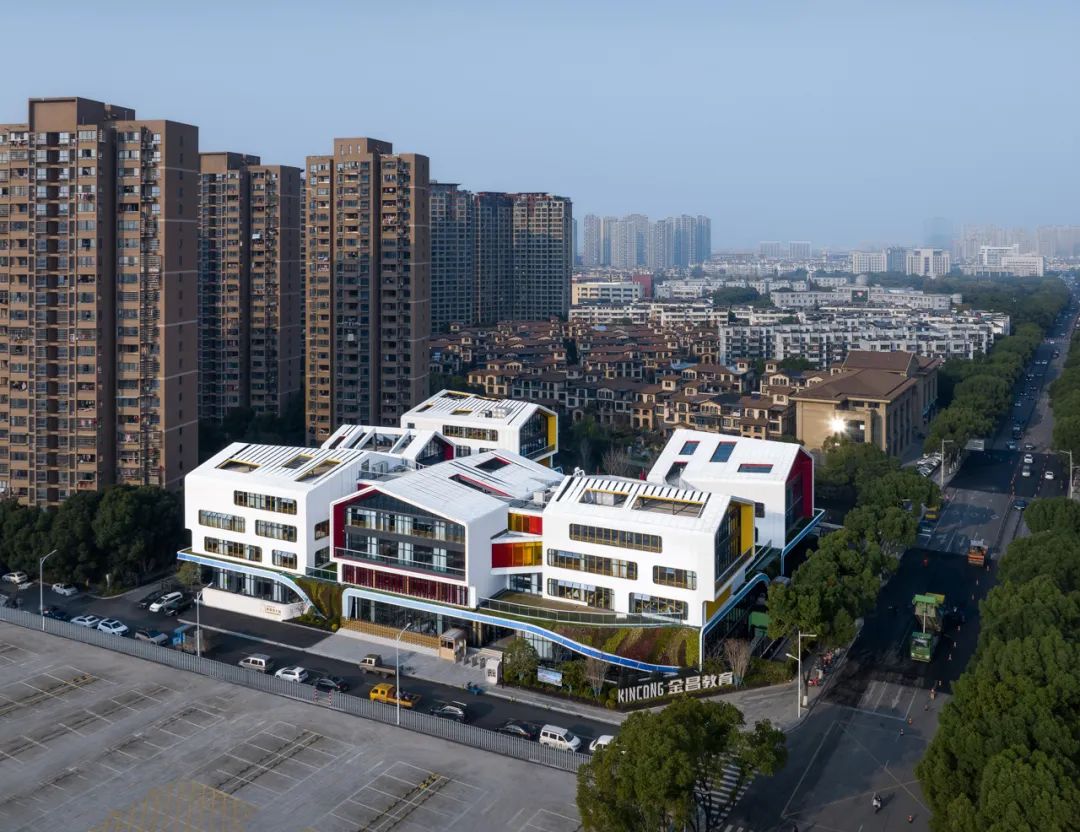 绿野仙踪开启，蒙德斐尔.幼儿园|零壹城市作品