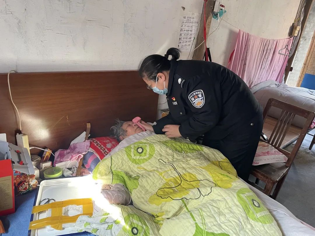 雷锋精神在今天的实际意义,雷锋精神活动视频