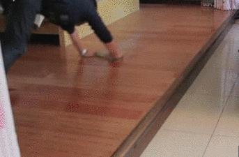 拖完地总是有水渍印怎么办,拖完地有水渍怎么处理