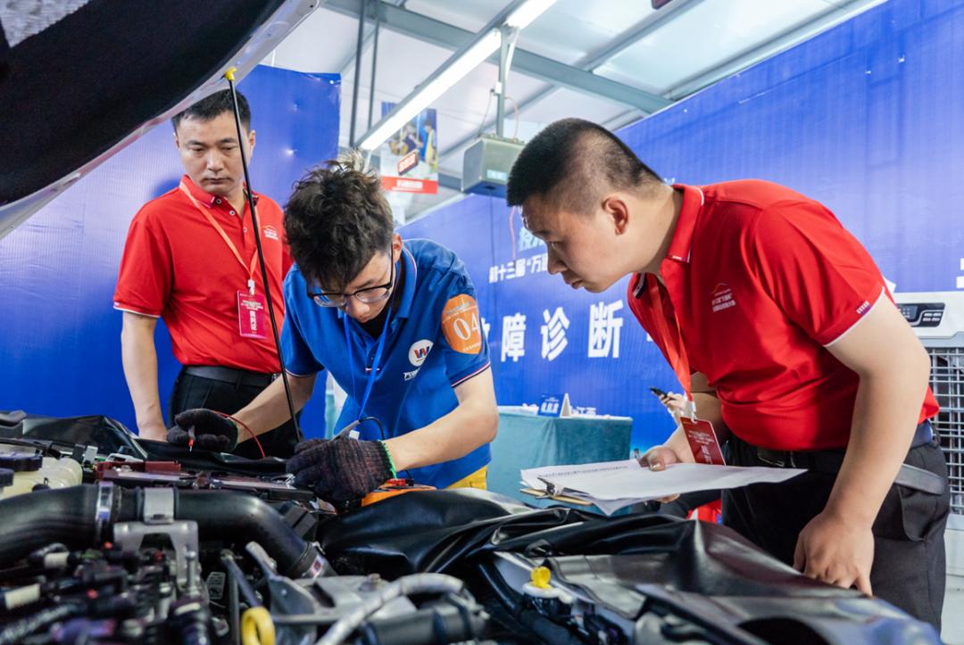 全国万通杯技能大赛,第二届全国职业技能大赛江西展区