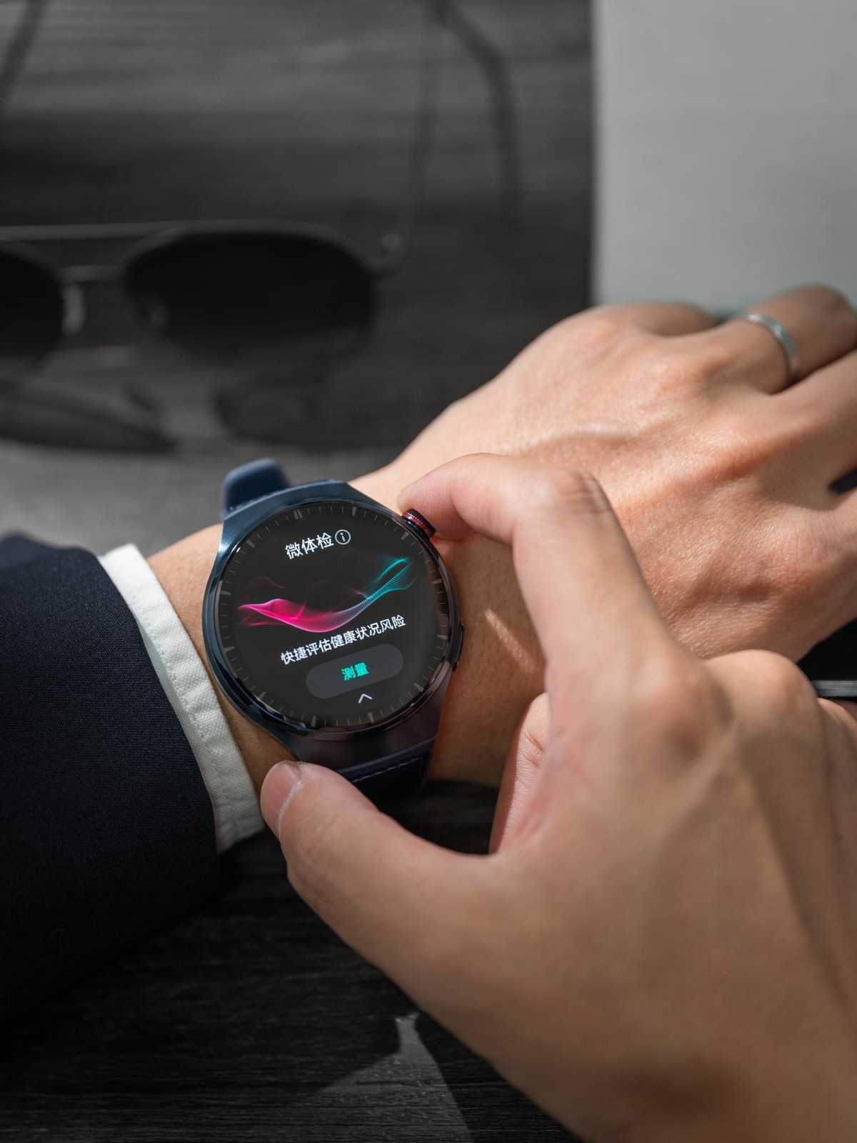 智能手表华为watch4与Pro对比,华为手表新款watch4有视频功能吗