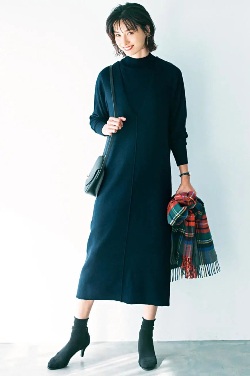 穿裙子靴子过年,过年穿了裙子显瘦