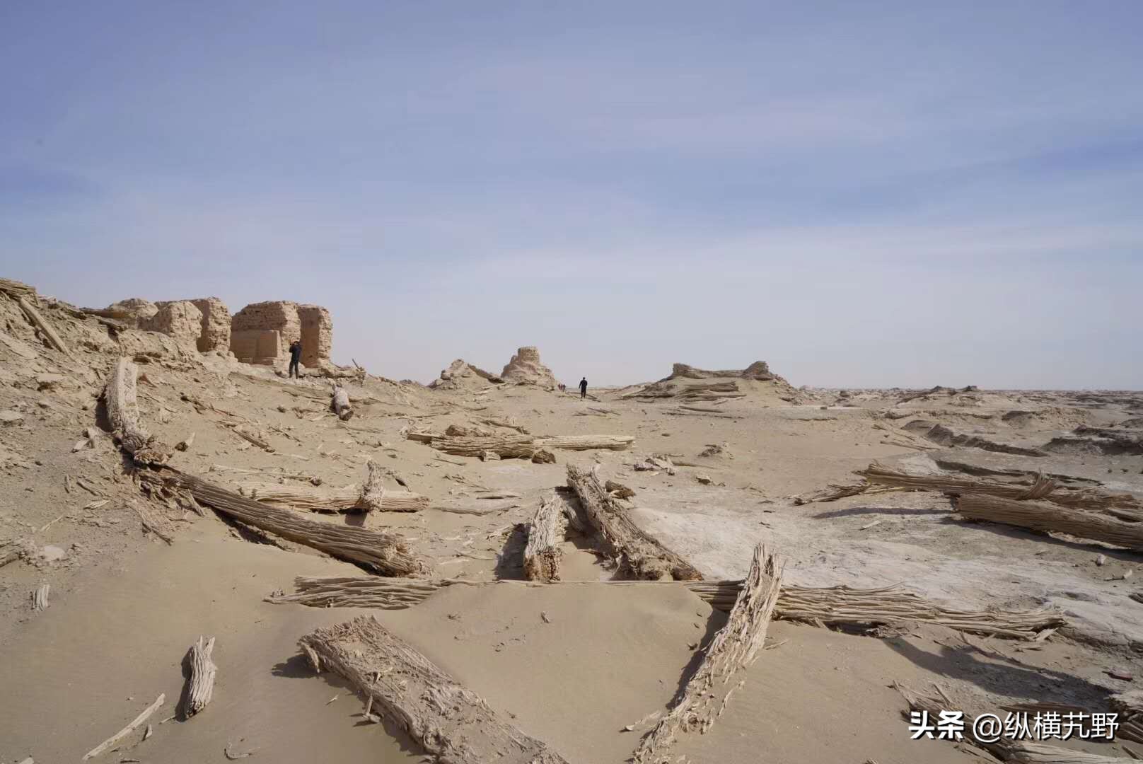 只要穿过罗布泊就能到达楼兰吗,开车去罗布泊楼兰古城