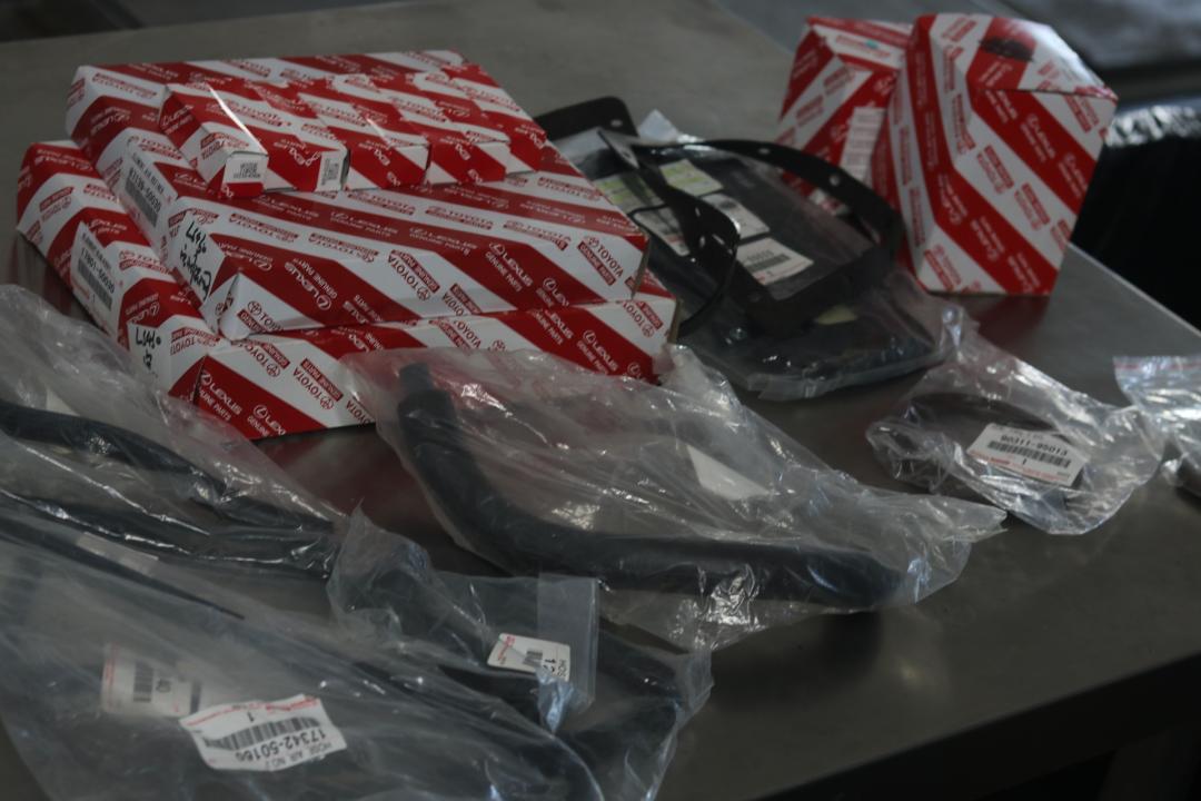 搞了辆“破烂不堪”05年凌志LS430，进厂翻新重造，复活又变新车