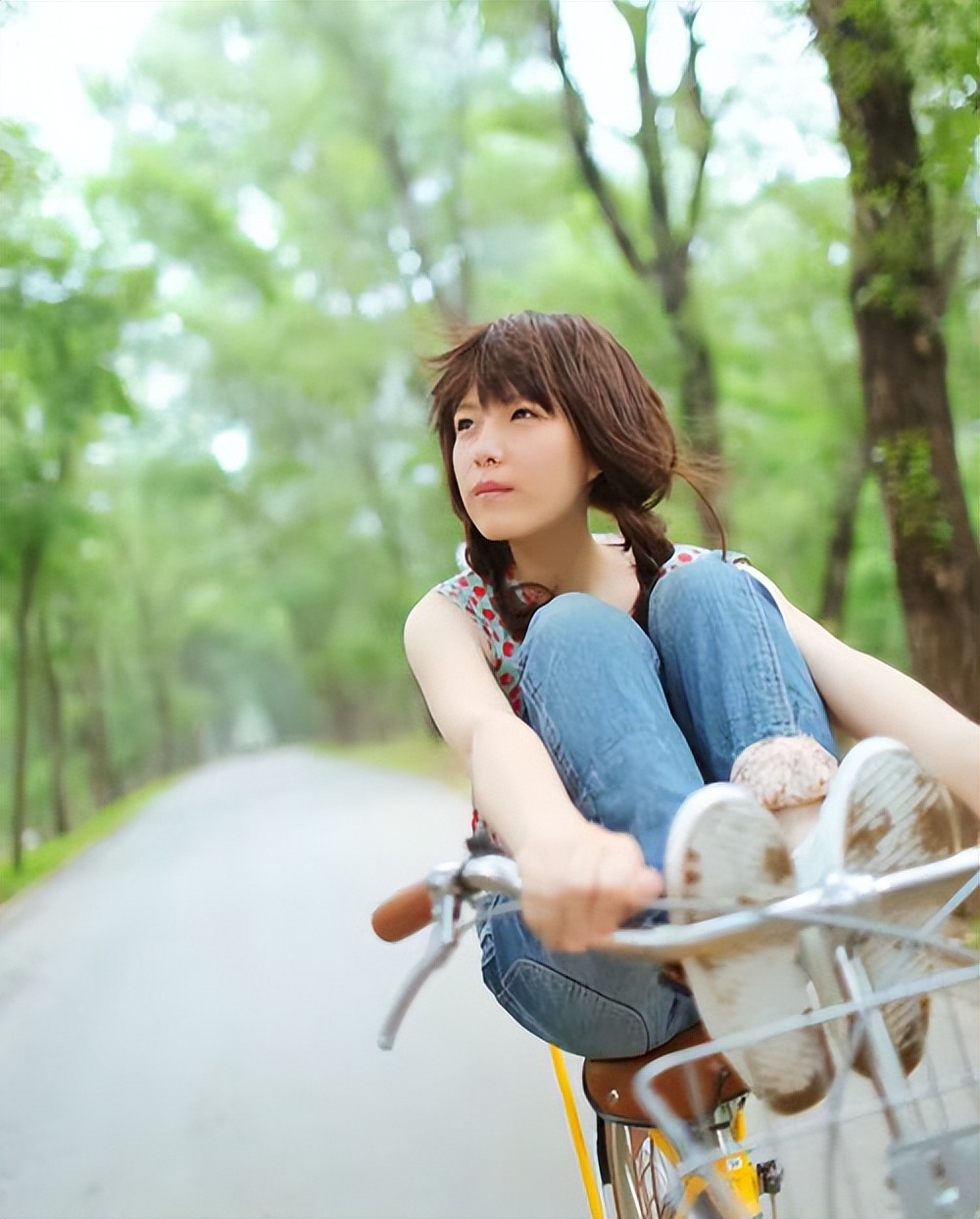 10大古早网络歌手现状：被判刑、22岁去世、患精神病，青春散场了