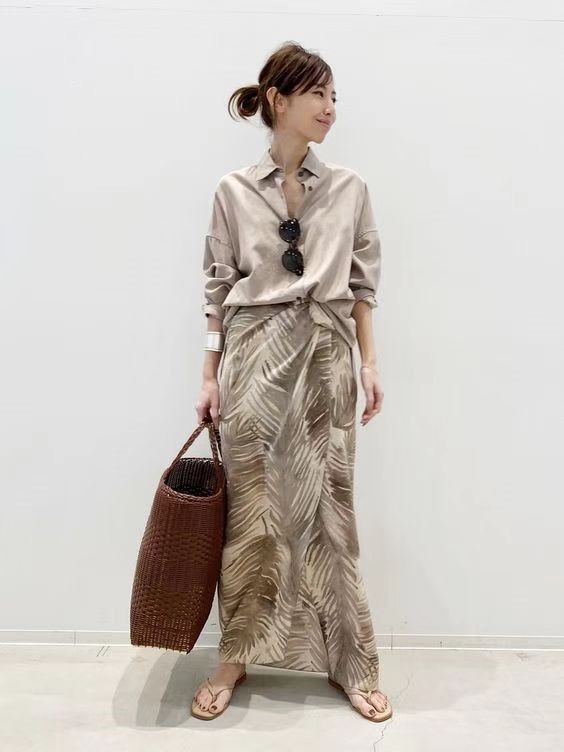 瞧瞧日本女人的穿搭,奇怪的日本女孩