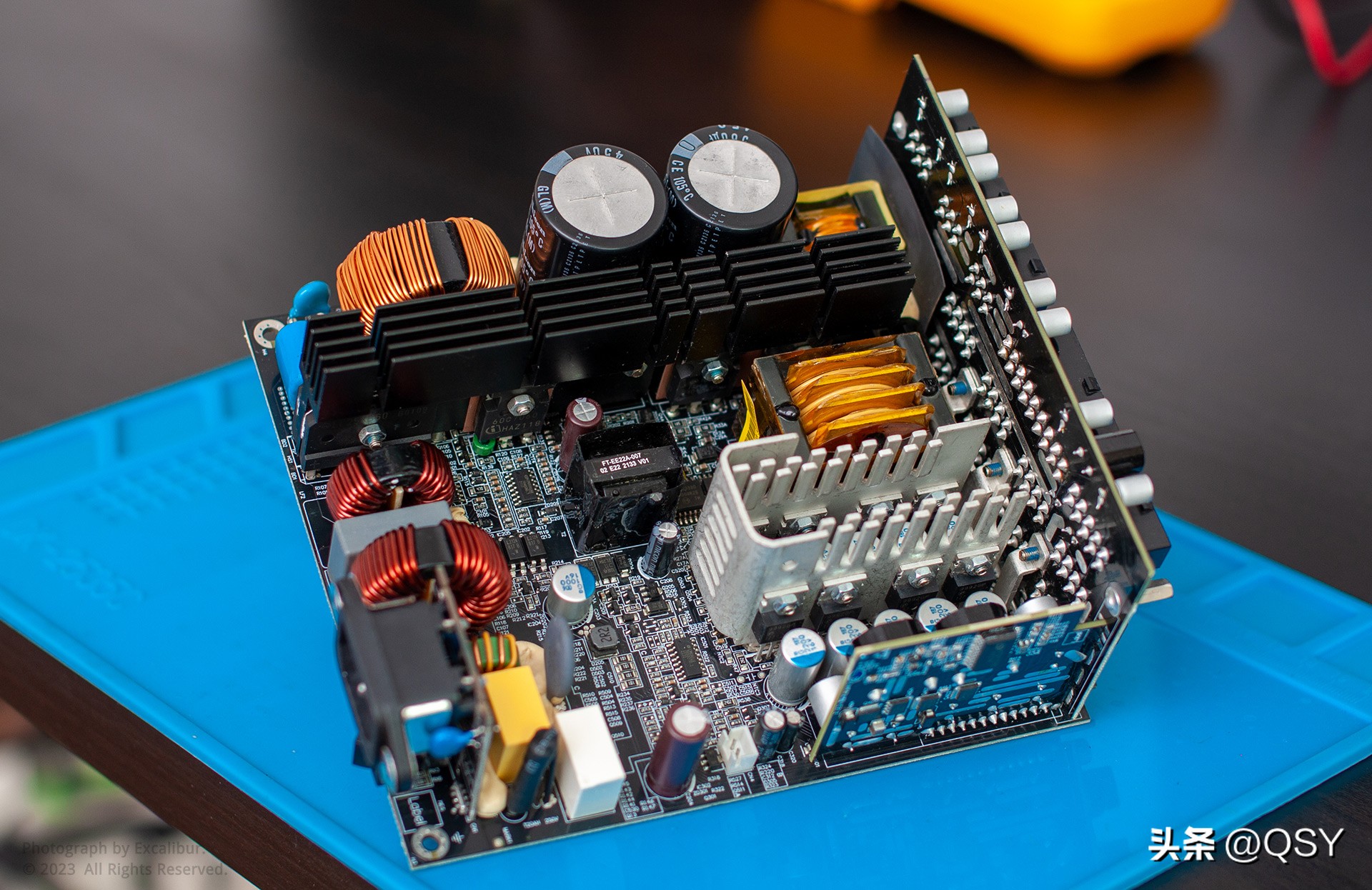 巨龙电源1250w评测,巨龙风暴矿机电源2000w拆解