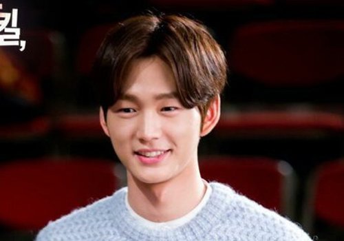 男士自然卷又毛躁头发怎么打理,男士头发自然卷怎么卷