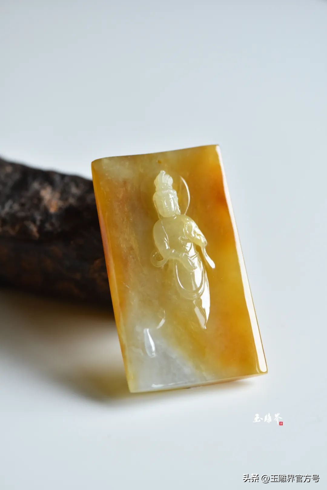 老外喜欢翡翠饰品吗,外国人喜欢的翡翠品种