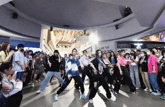 限定“蜜”籍请查收！夏yeah派对，来碧湖万达邂逅N种心动瞬间