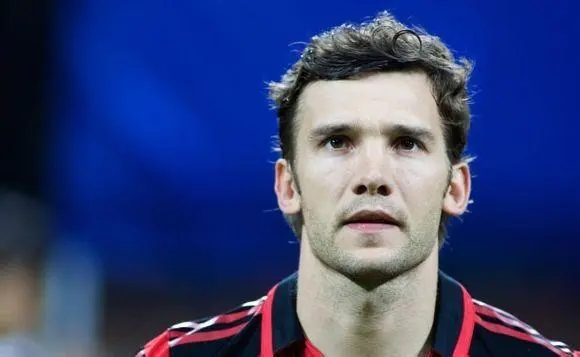 明明可以靠颜值吃饭图片,明明可以靠脸吃饭的人