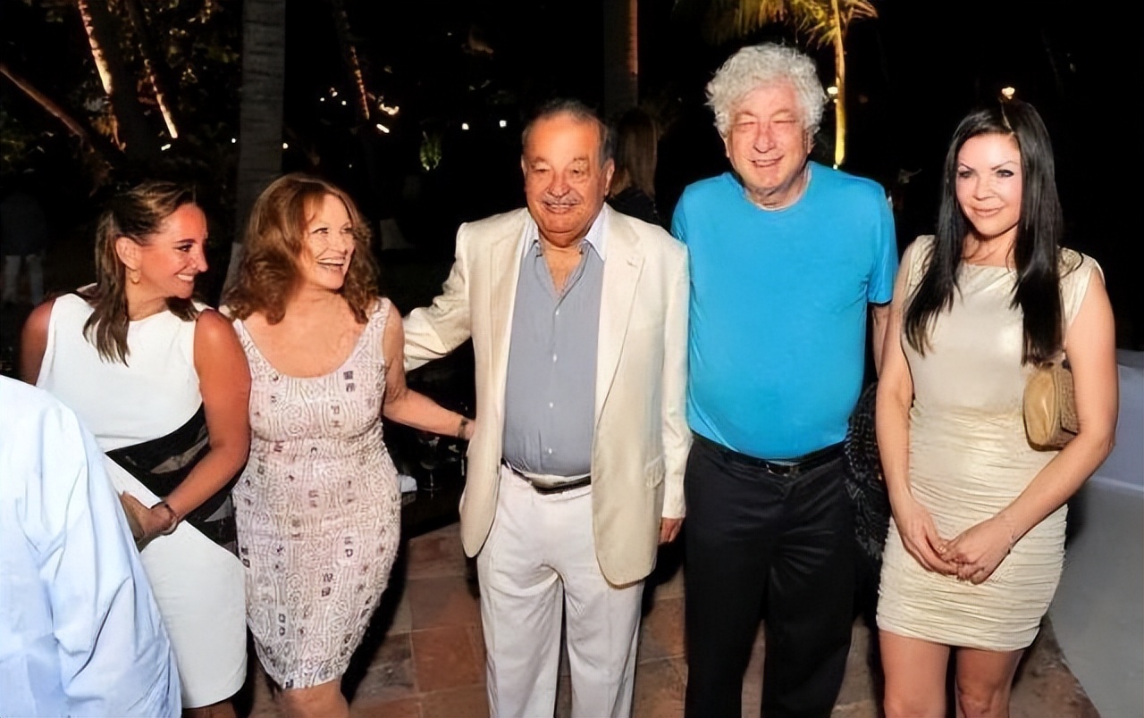 墨西哥首富有多牛？官员巴结他，嚣张无比的黑帮也不敢惹他