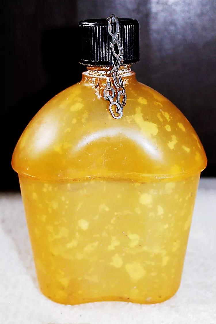 为了省点铝材造飞机 二战土豪美军 居然推出了这几种特殊的*用军**水壶