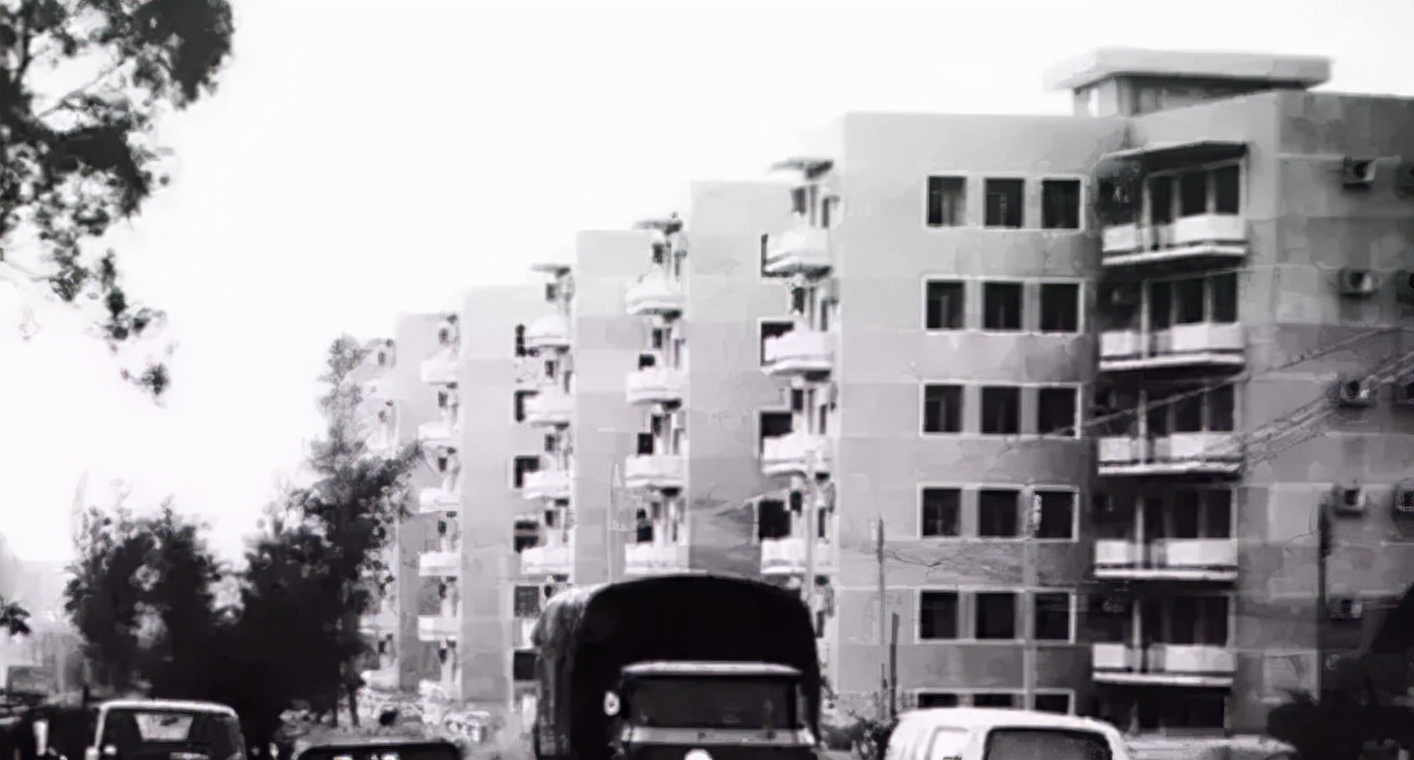 买的房子到70年后怎么办,住房满70年产权怎么处理