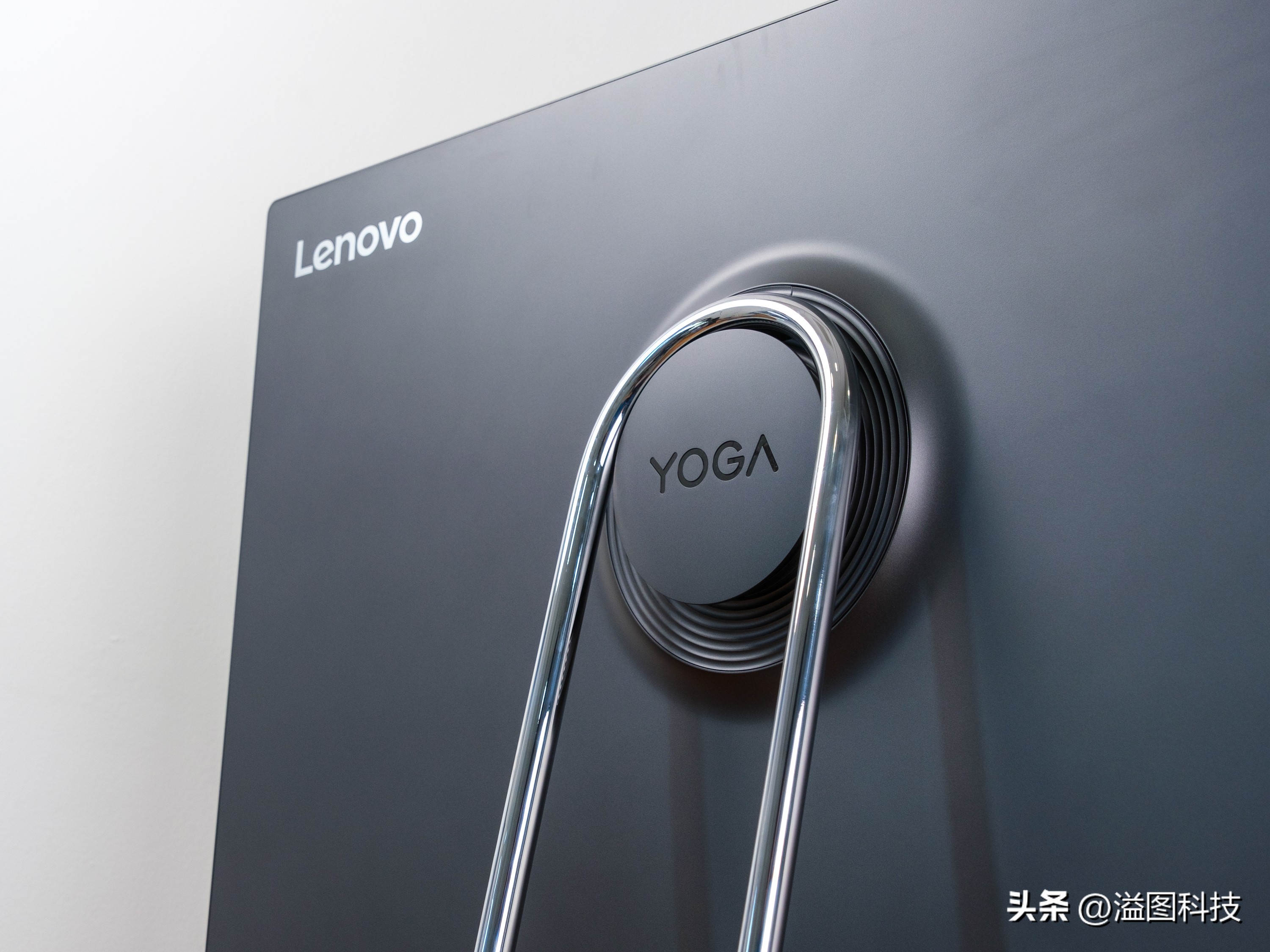 联想yogaair32一体机评测,联想yogaduet2022款二合一平板