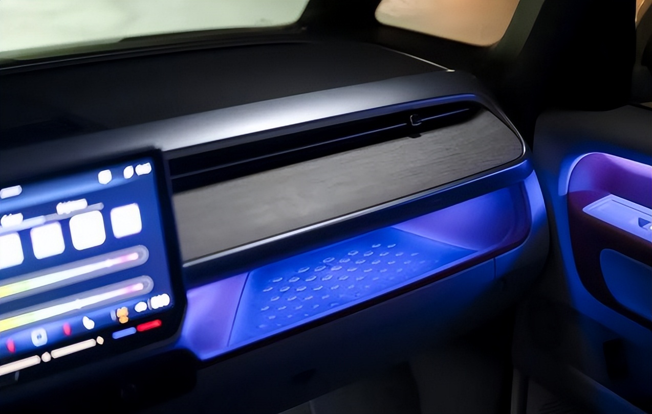 全新大众mpv曝光预计下月海外发布,大众全新mpv售价