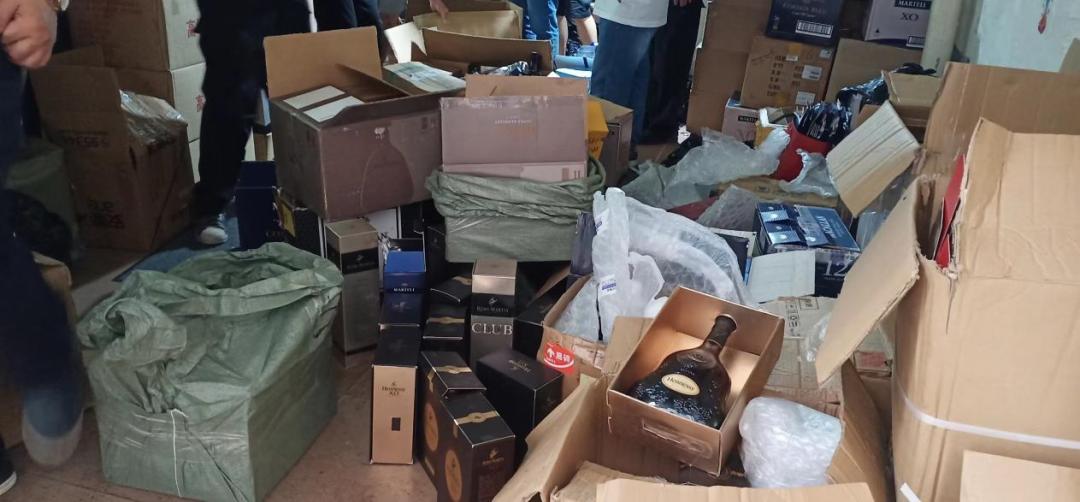 广州警方最新抓捕假酒消息,珠海走私酒最新抓捕消息