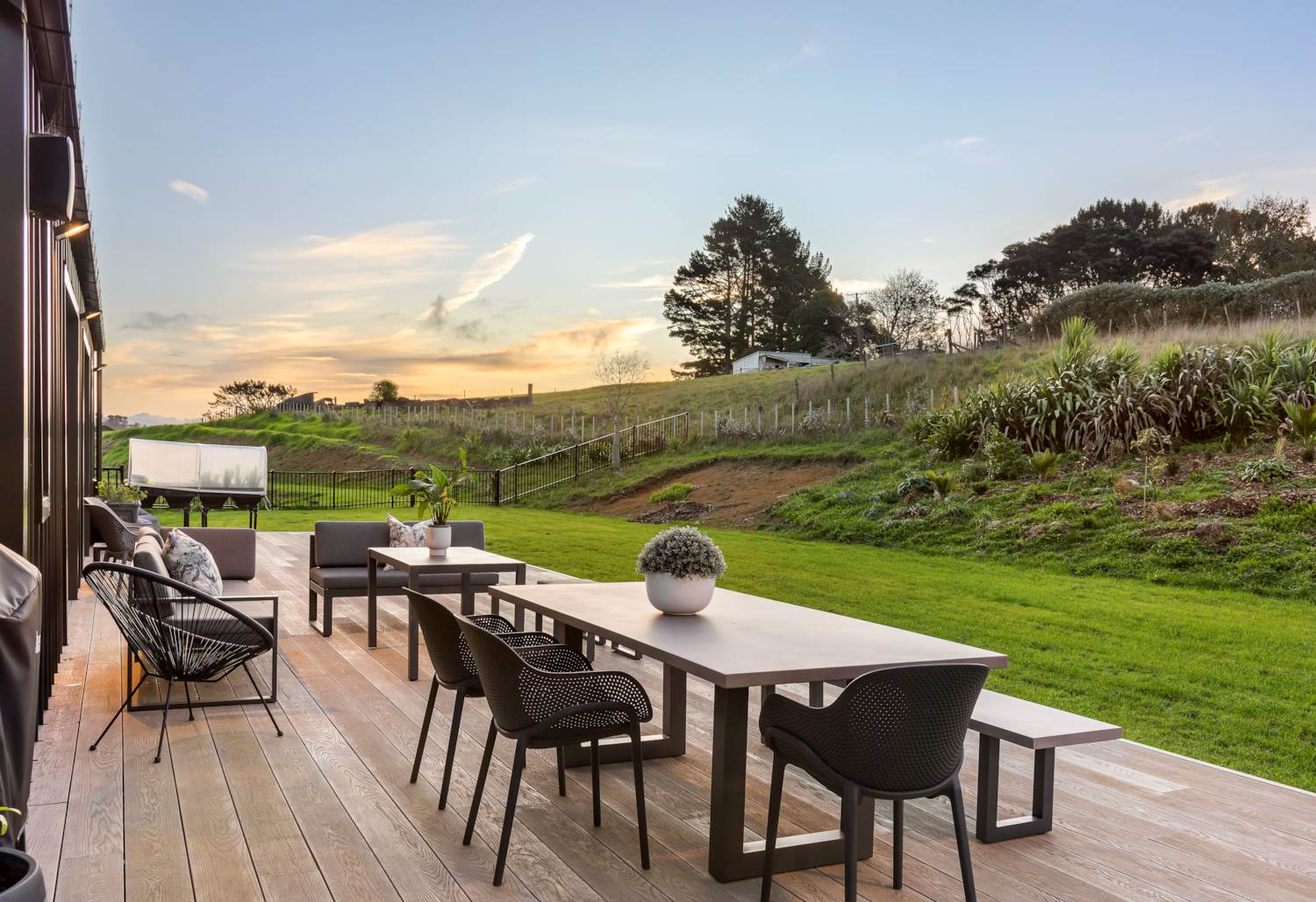 20万纽币能在新西兰买房子吗,新西兰买地盖房靠谱吗