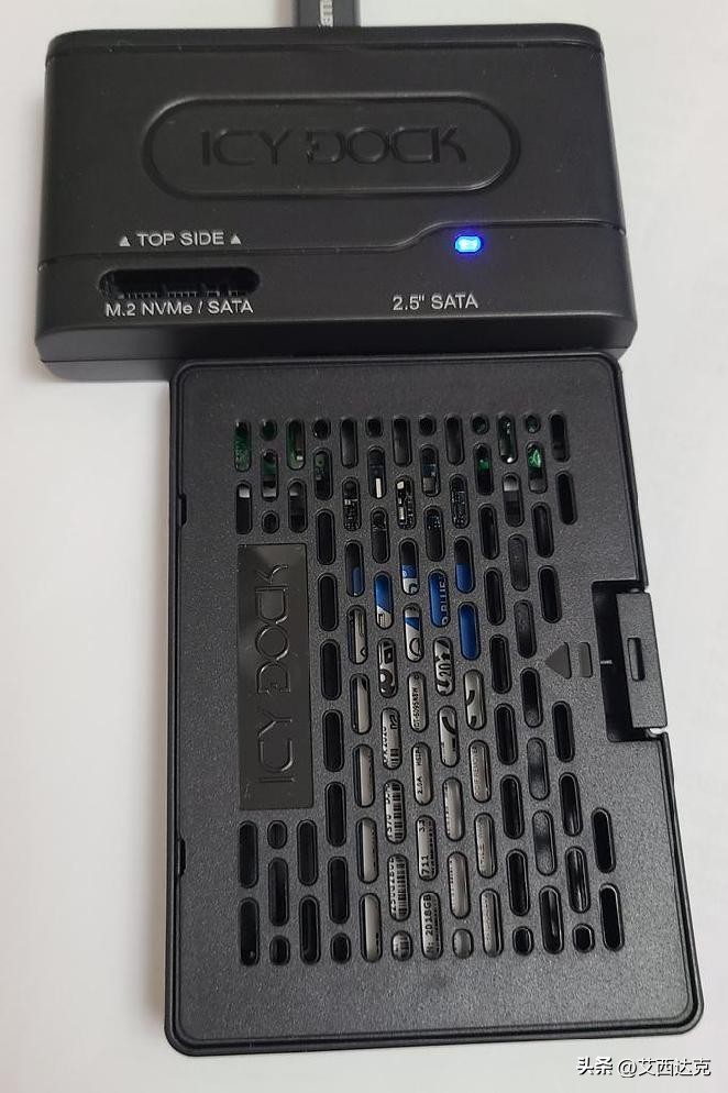 【开箱简测】ICYDOCKMB104U-1SMB硬盘读取器功能简测