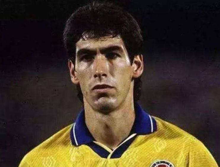 世界杯乌龙球埃斯科巴视频,埃斯科巴乌龙球是不是故意的