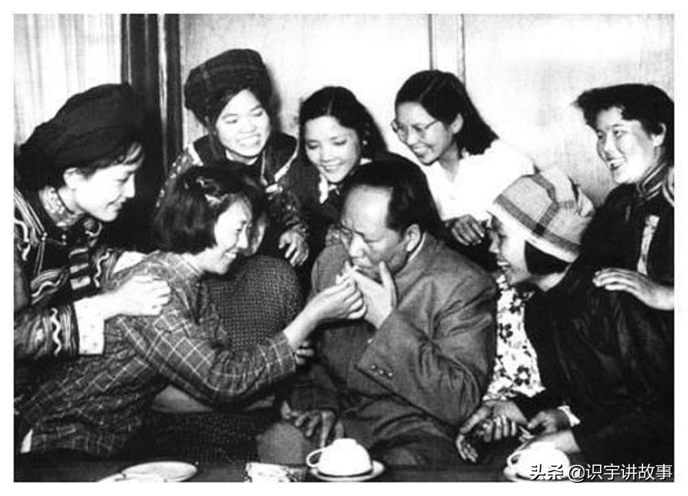 毛主席的烟瘾非常大，那么他都喜欢抽什么样的烟呢？