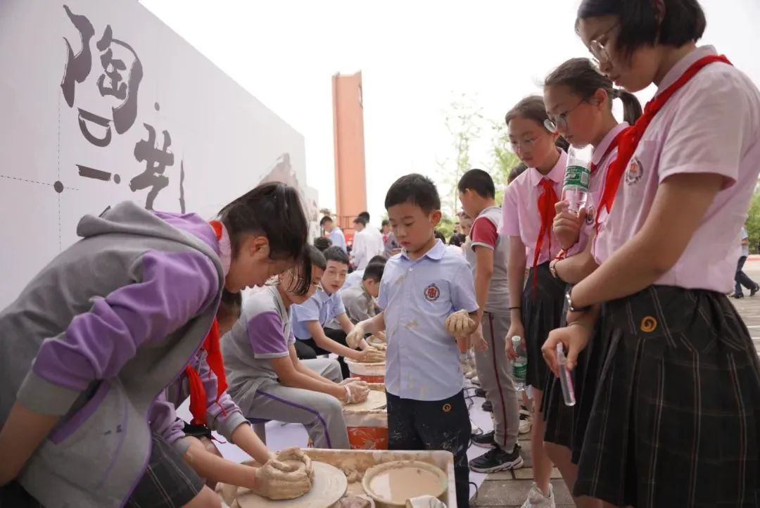 达州市嘉祥外国语学校地址,达州嘉祥外国语学校高考喜报