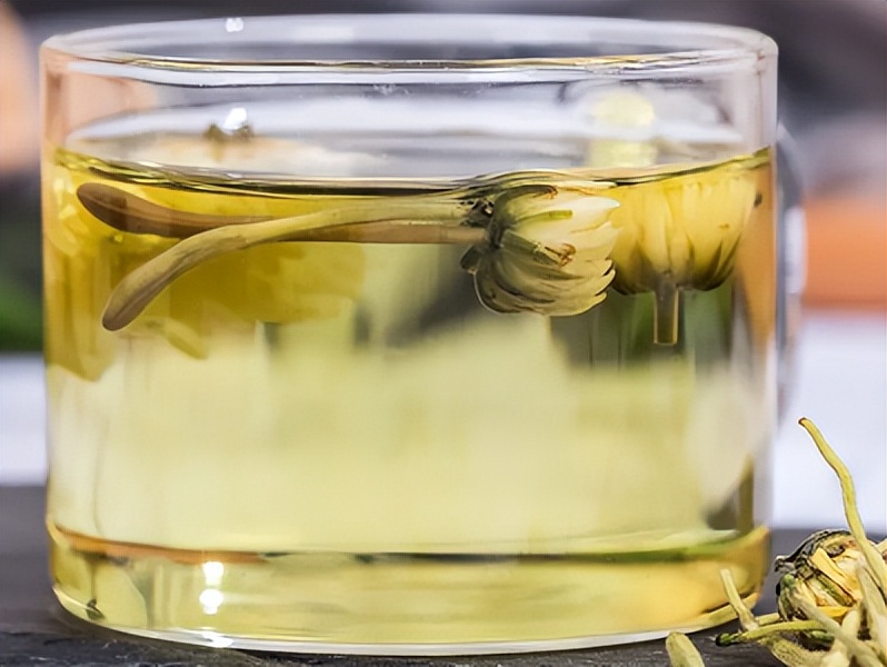 爱喝菊花茶但是菊花寒凉怎么解决,爱喝菊花泡枸杞