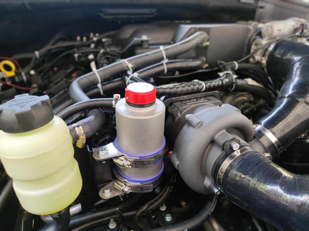 大切诺基跑318第一视角,大切诺基能跑318吗