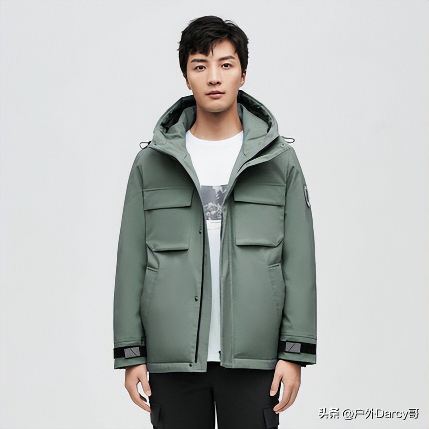 国产潮牌羽绒服性价比高的品牌,国产羽绒服性价比高的品牌君羽