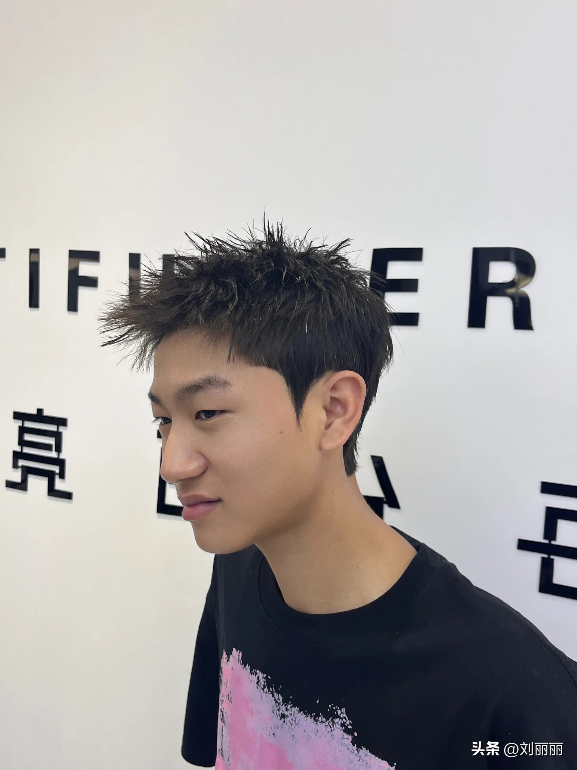 男发别乱剪,男发什么发型不需要分区