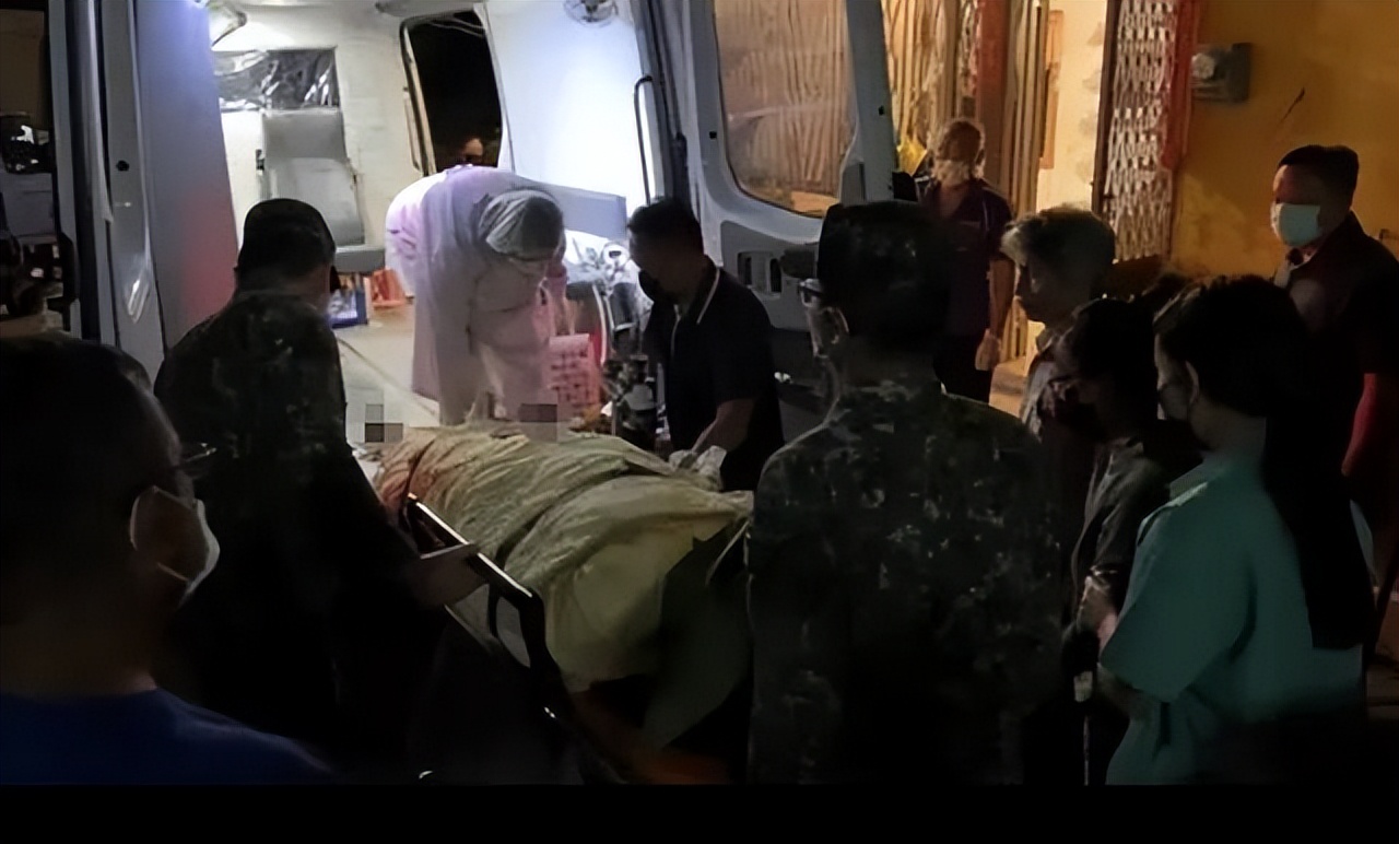 为了一个爵位，贝克汉姆脸都不要了？