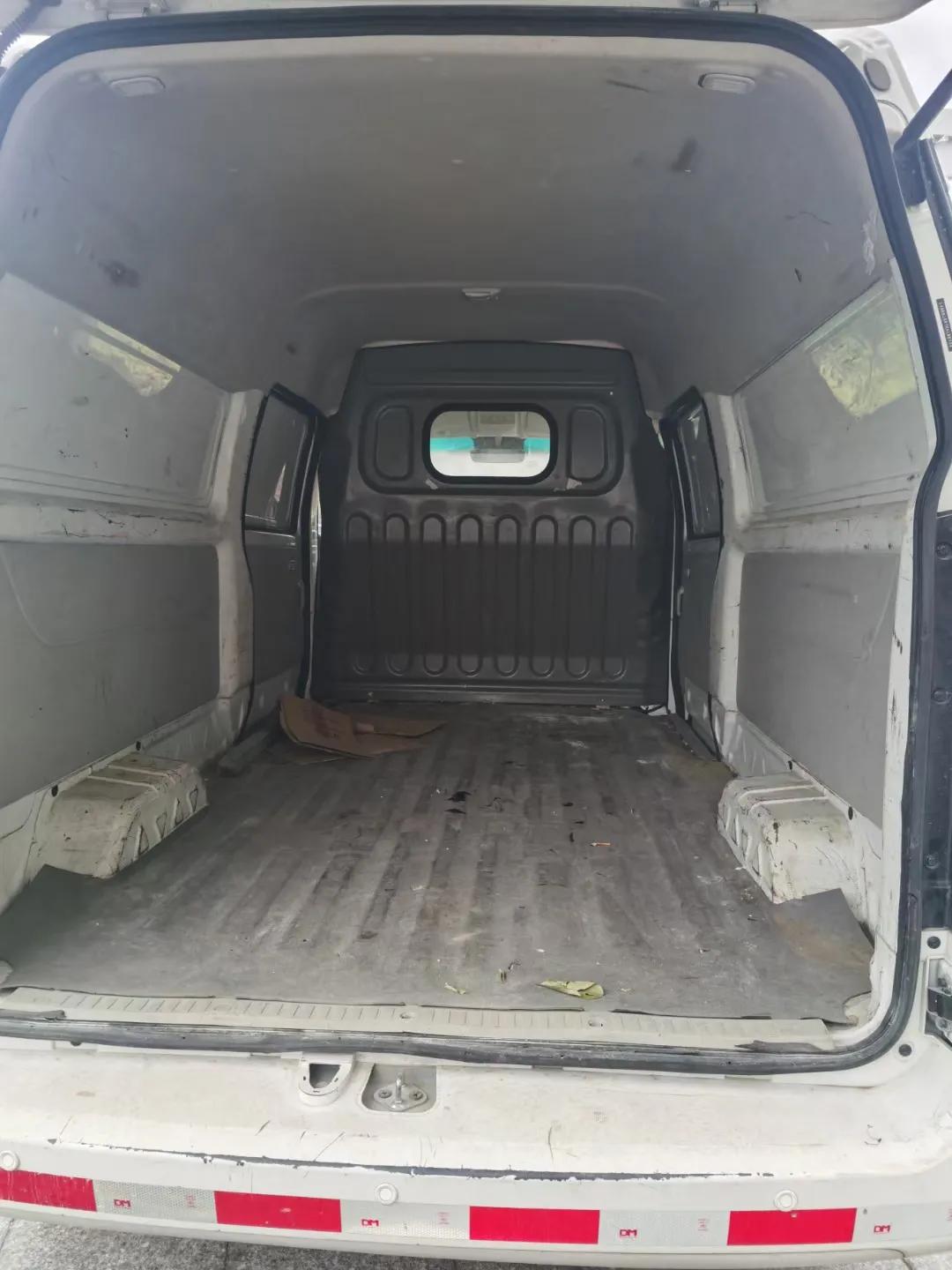 金杯面包车出租简介,福州金杯面包车出租