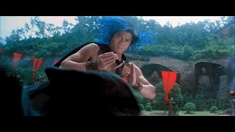 女配露大腿，反派成X战警，同样《华英雄》，胡兵比郑伊健差远了