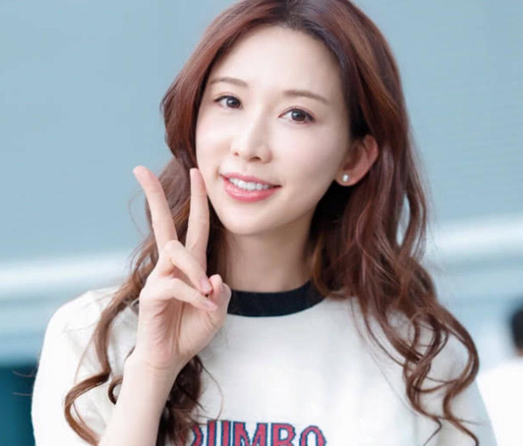 47岁最有气质的女星,身材最好的15位中年女星