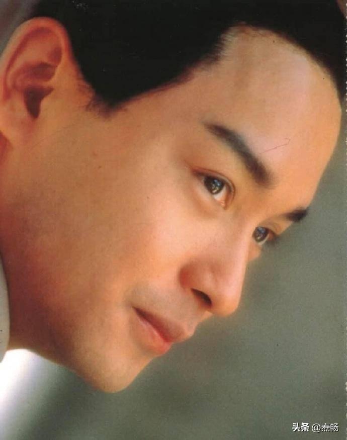 【晚清风情展】30张老照片展现花楼女子媚态，丰乳肥臀