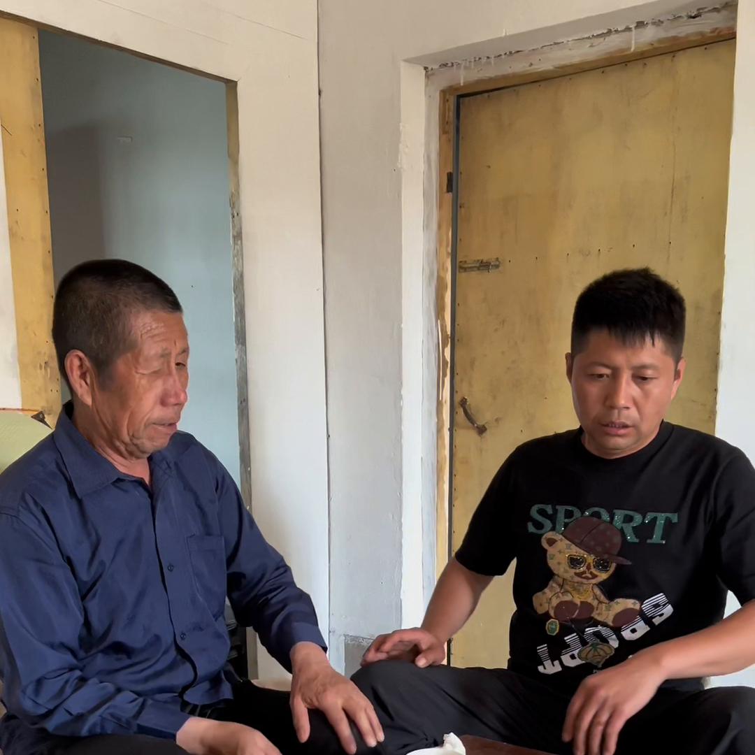 昌乐（二姐夫），拍视频以搞笑段子的形式，展现一些，父子...