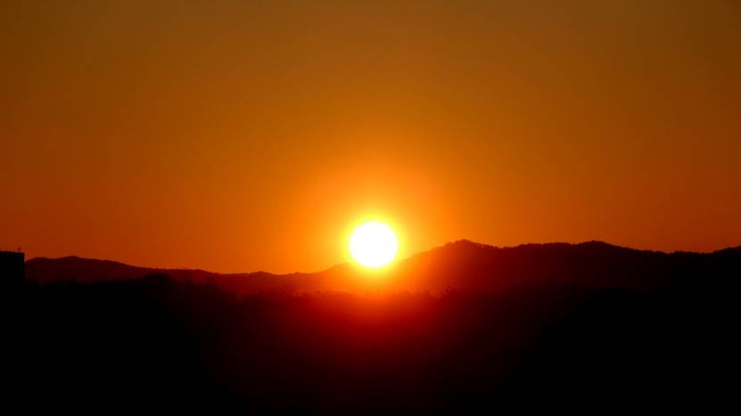 如何睡觉睡到自然醒,睡觉睡到自然醒数钱数到手抽筋