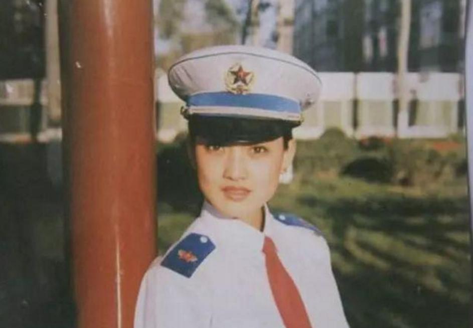 盘点娱乐圈当过兵的明星，金星孙俪上榜，90后杨洋履历不凡