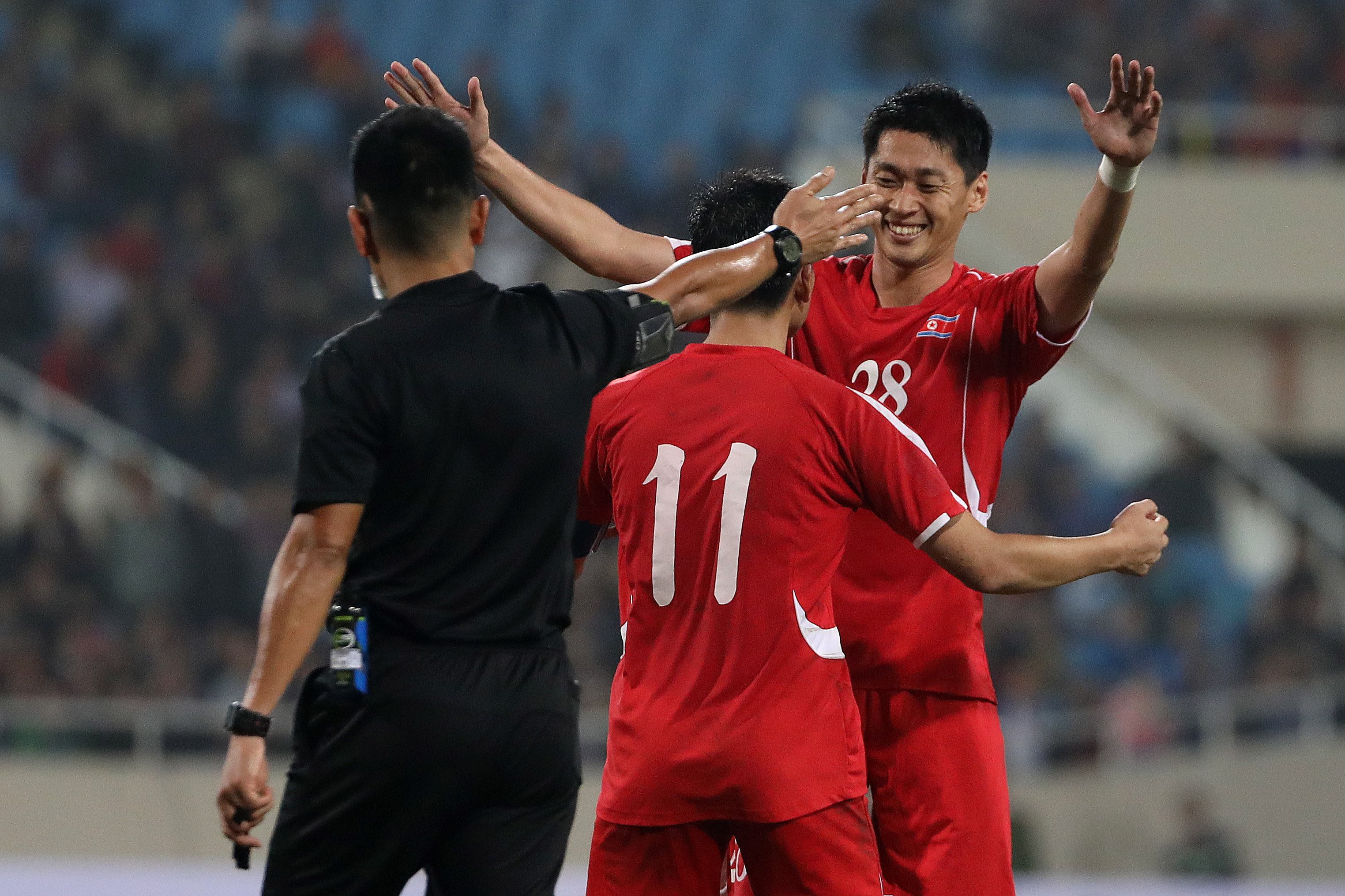 国足1:3惨败越南创造历史,国足1-3惨败越南是什么比赛