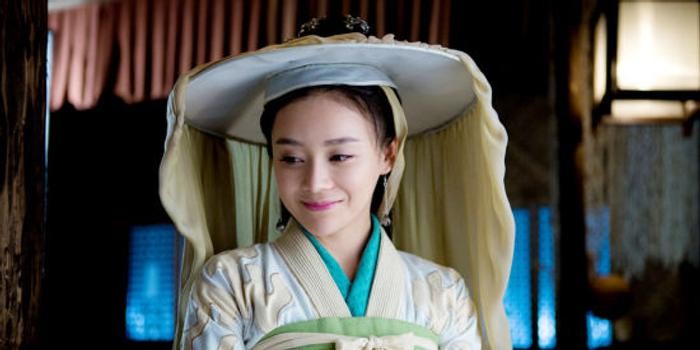 袁姗姗为什么被骂滚出娱乐圈,袁姗姗为什么放飞自我