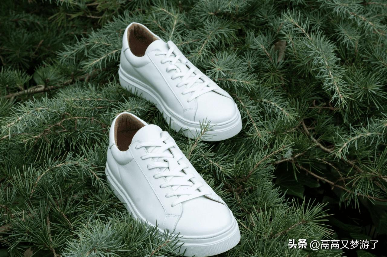 夏季穿短裤配什么鞋子好看,夏季男生穿短裤搭配什么鞋子合适