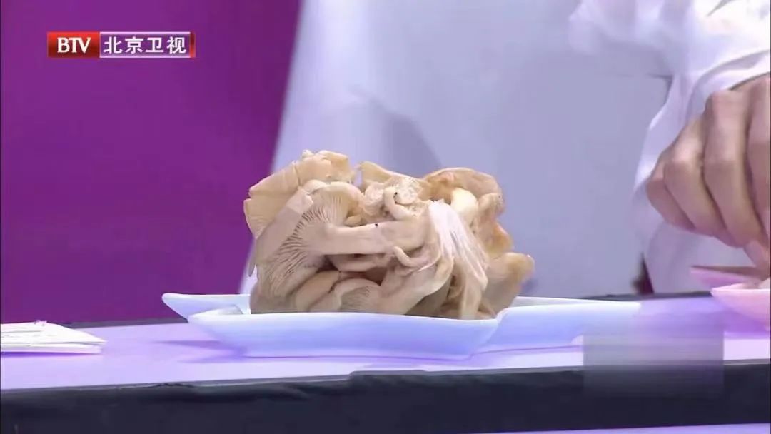 瘦人如何降胆固醇,吃什么最容易增胆固醇和血脂