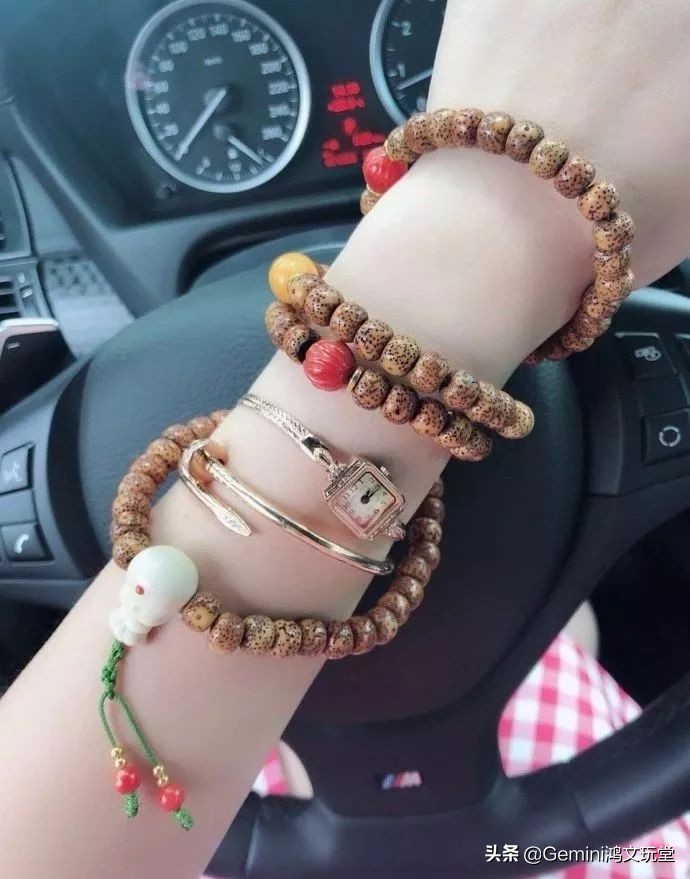 文玩手串太大了怎么办,文玩手串上的松紧绳怎么弄