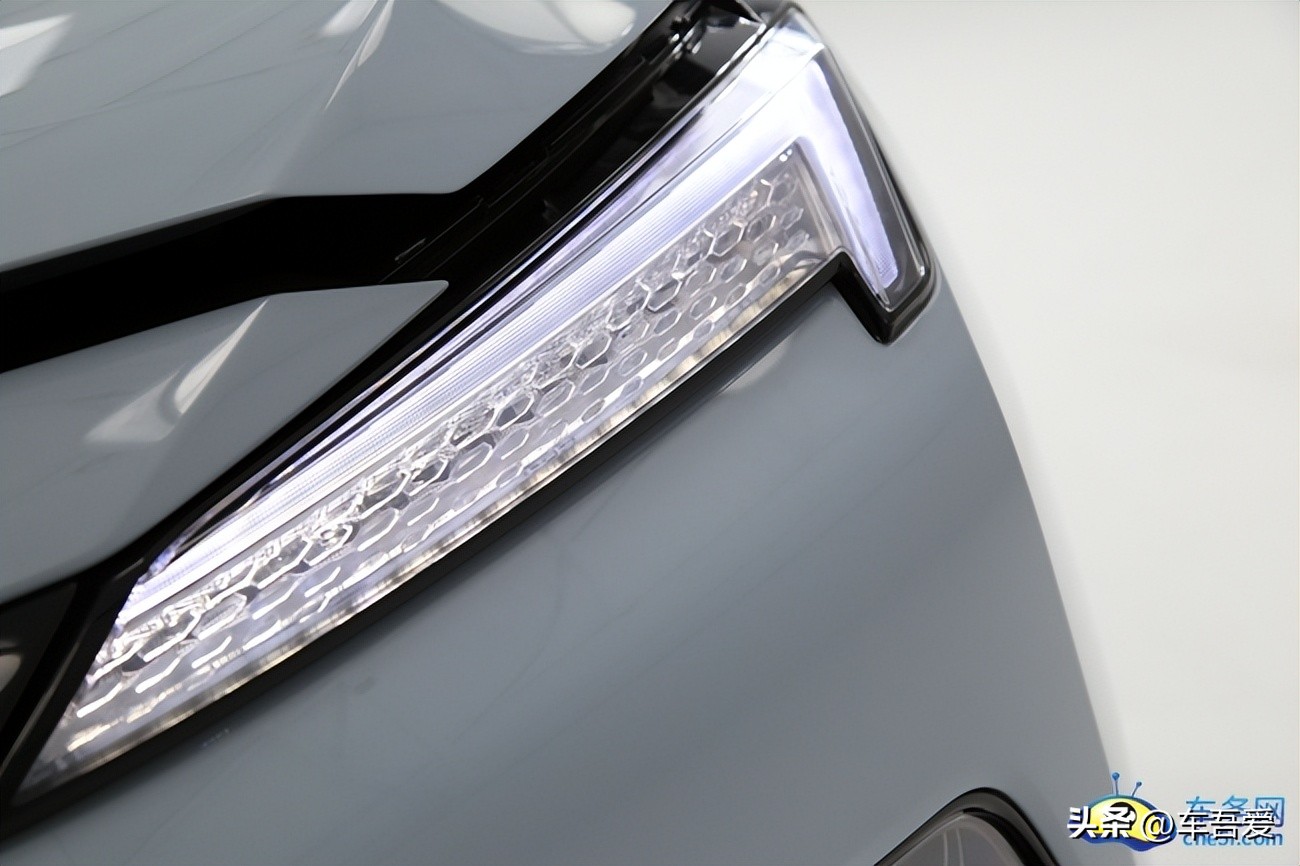 售9.99万起北京汽车魔方正式上市,北京汽车魔方价格