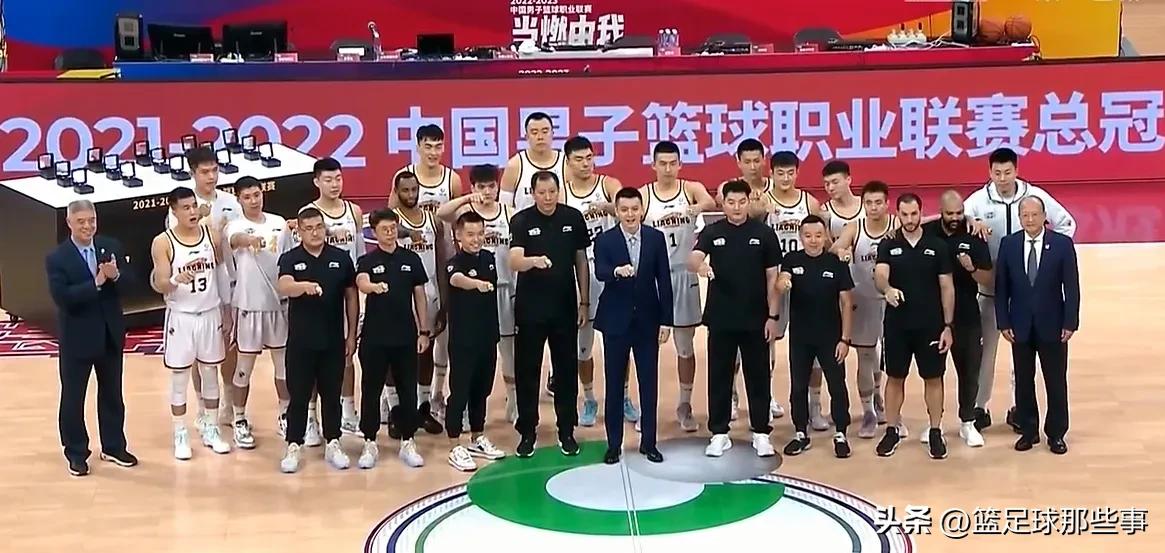 卫冕十连冠,成功卫冕三届混双冠军