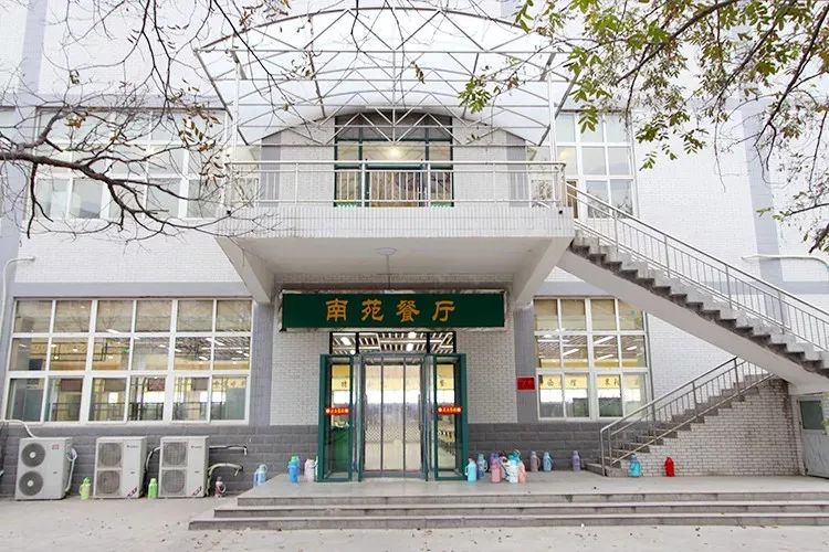 选择郑州城轨交通学校,郑州航院一本还是二本呢